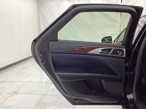 Used 2019 Lincoln MKZ Reserve w/ Reserve Plus Package AWD/4WD image 24