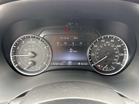 Used 2024 Nissan Armada SL w/ Captain's Chairs Package AWD/4WD image 18