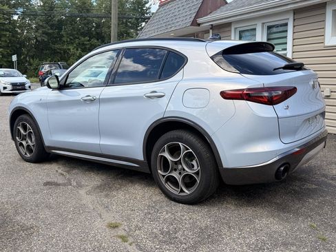 Used 2022 Alfa Romeo Stelvio Ti AWD/4WD image 4