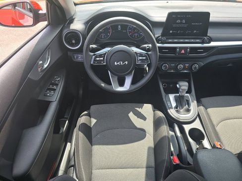 Used 2023 Kia Forte LXS w/ LXS Technology Package FWD image 22