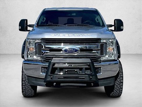Used 2019 Ford F250 XL w/ STX Appearance Package AWD/4WD image 3