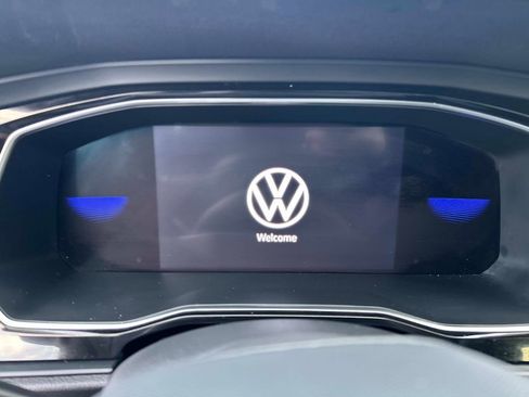 Used 2022 Volkswagen Jetta SE image 26