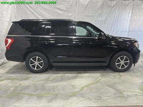 Used 2018 Ford Expedition XLT image 14