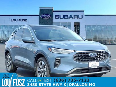 Used 2025 Ford Escape Platinum w/ Class II Trailer Tow Package