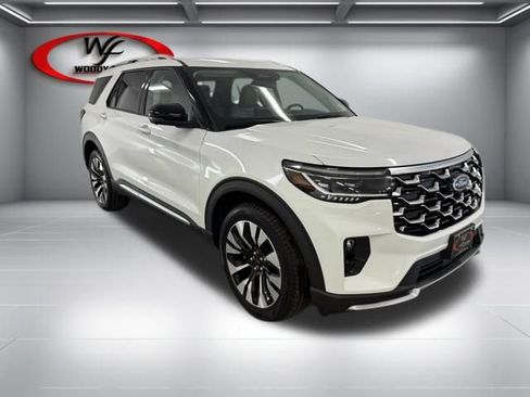 New 2026 Ford Explorer Platinum image 3