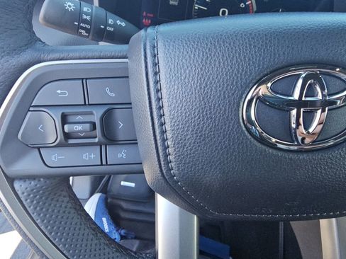 Certified 2026 Toyota Tundra Limited AWD/4WD image 12