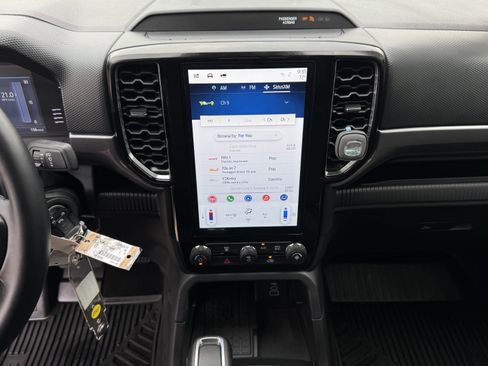 Certified 2024 Ford Ranger XLT w/ Trailer Tow Package image 21