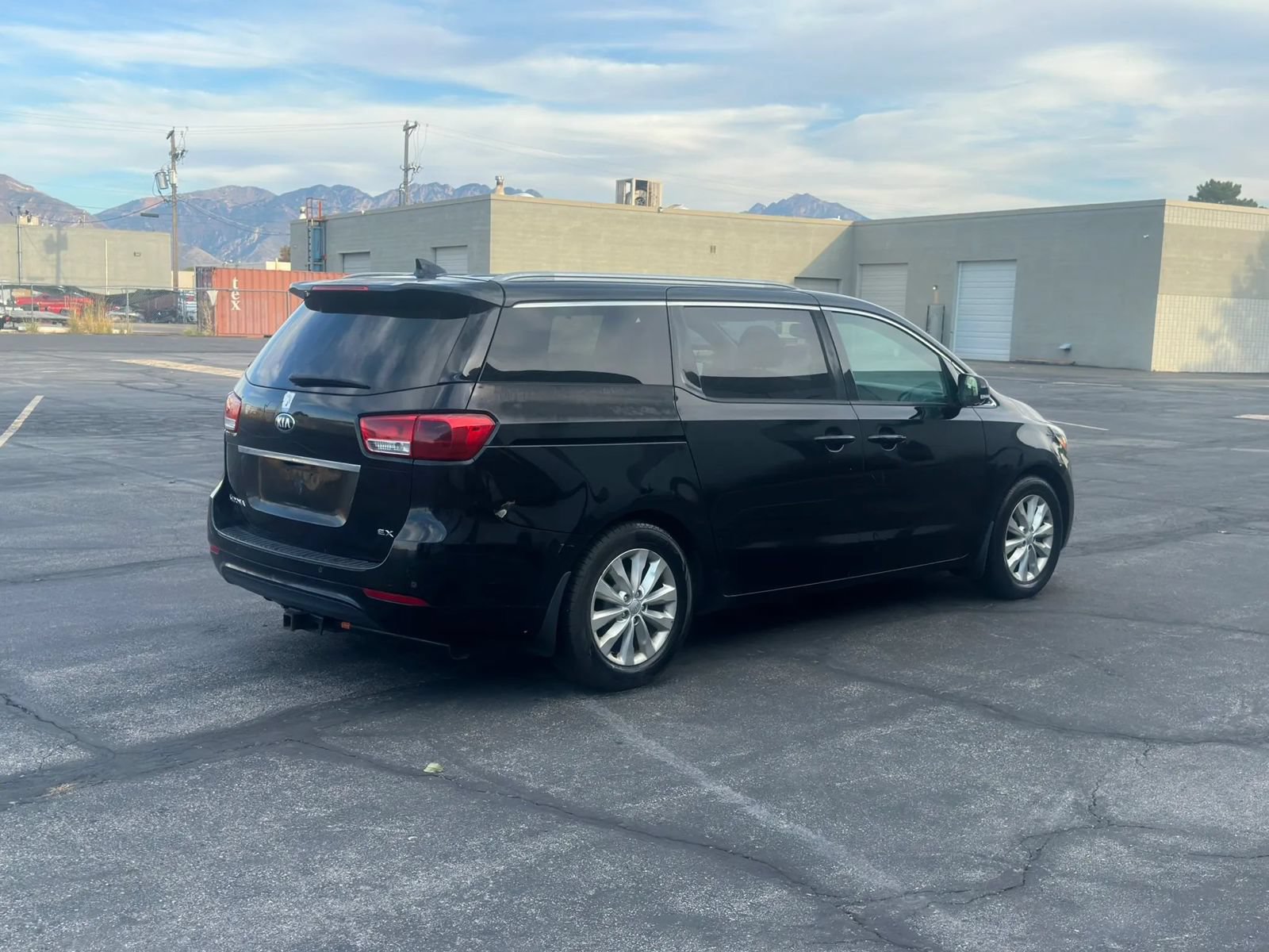 Used 2016 Kia Sedona EX FWD image 5