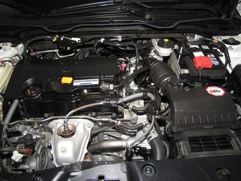 Used 2020 Honda Civic Sport image 21