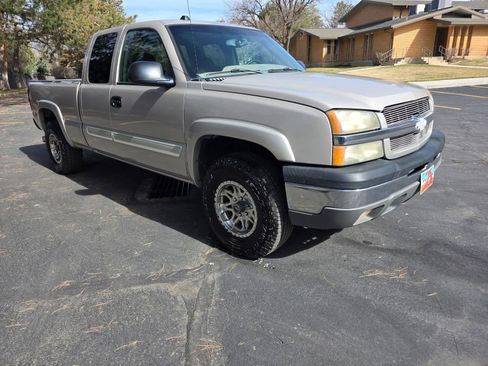 Used 2004 Chevrolet Silverado 1500 Z71 Pickup 4D 6 1/2 ft w/ Light Duty Power Package image 24