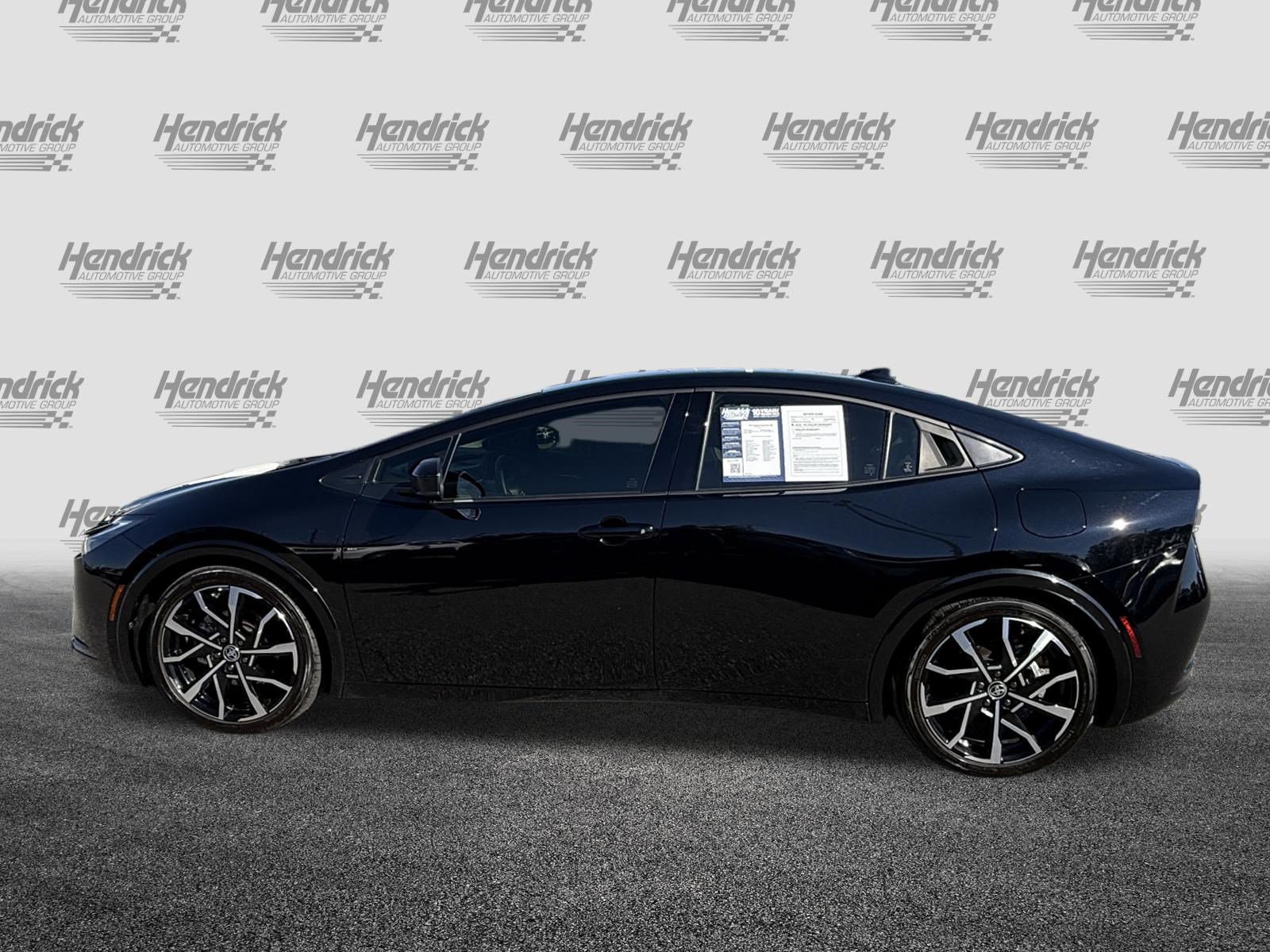 Used 2024 Toyota Prius Prime FWD image 7