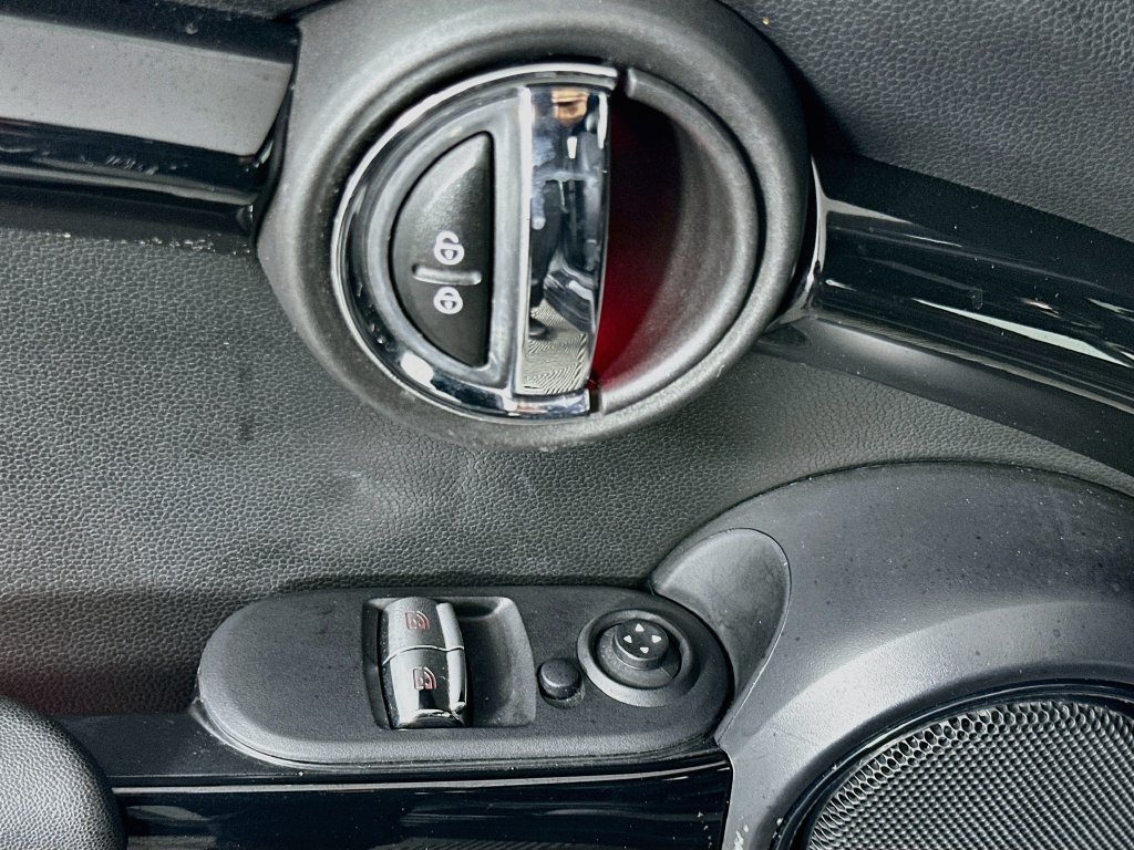 Used 2019 MINI Cooper S w/ Storage Package FWD image 17