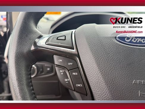 Used 2024 Ford Edge SEL AWD/4WD image 24