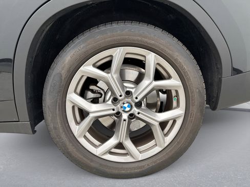 Used 2024 BMW X3 xDrive30i w/ Premium Package w/ZPA AWD/4WD image 12