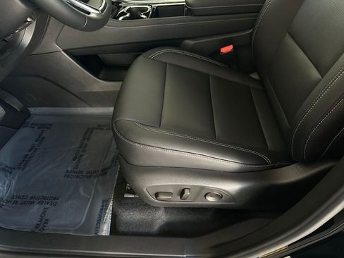 New 2026 Chevrolet Traverse LT w/ Driver Confidence Package image 13