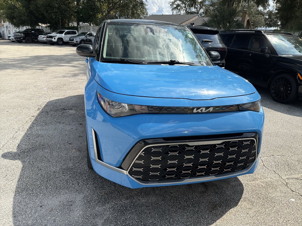 Certified 2024 Kia Soul GT-Line FWD image 2