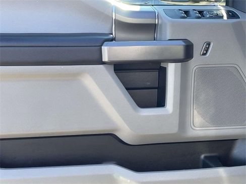 Used 2019 Ford F250 XLT w/ XLT Premium Package image 14