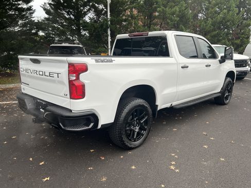 Certified 2024 Chevrolet Silverado 1500 LT Trail Boss w/ Convenience Package II image 10