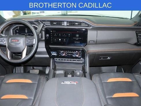Used 2024 GMC Sierra 2500 AT4 w/ AT4 Premium Plus Package AWD/4WD image 29
