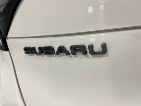 Certified 2025 Subaru Forester Premium AWD/4WD image 40