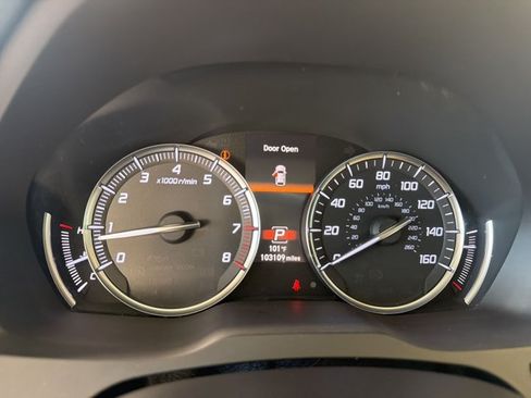 Used 2019 Acura MDX FWD w/ Advance Package image 17