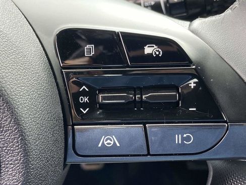 Certified 2025 Hyundai Elantra Sport FWD image 26
