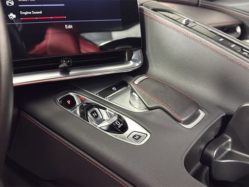 Used 2023 Chevrolet Corvette Stingray Coupe w/ Z51 Performance Package image 20