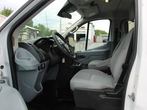 Used 2019 Ford Transit 350 XLT RWD image 9