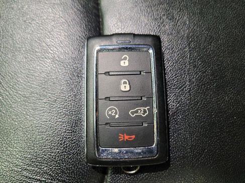 Used 2021 Jeep Grand Cherokee L Limited RWD image 32