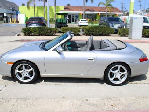 Used 2003 Porsche 911 Cabriolet image 2