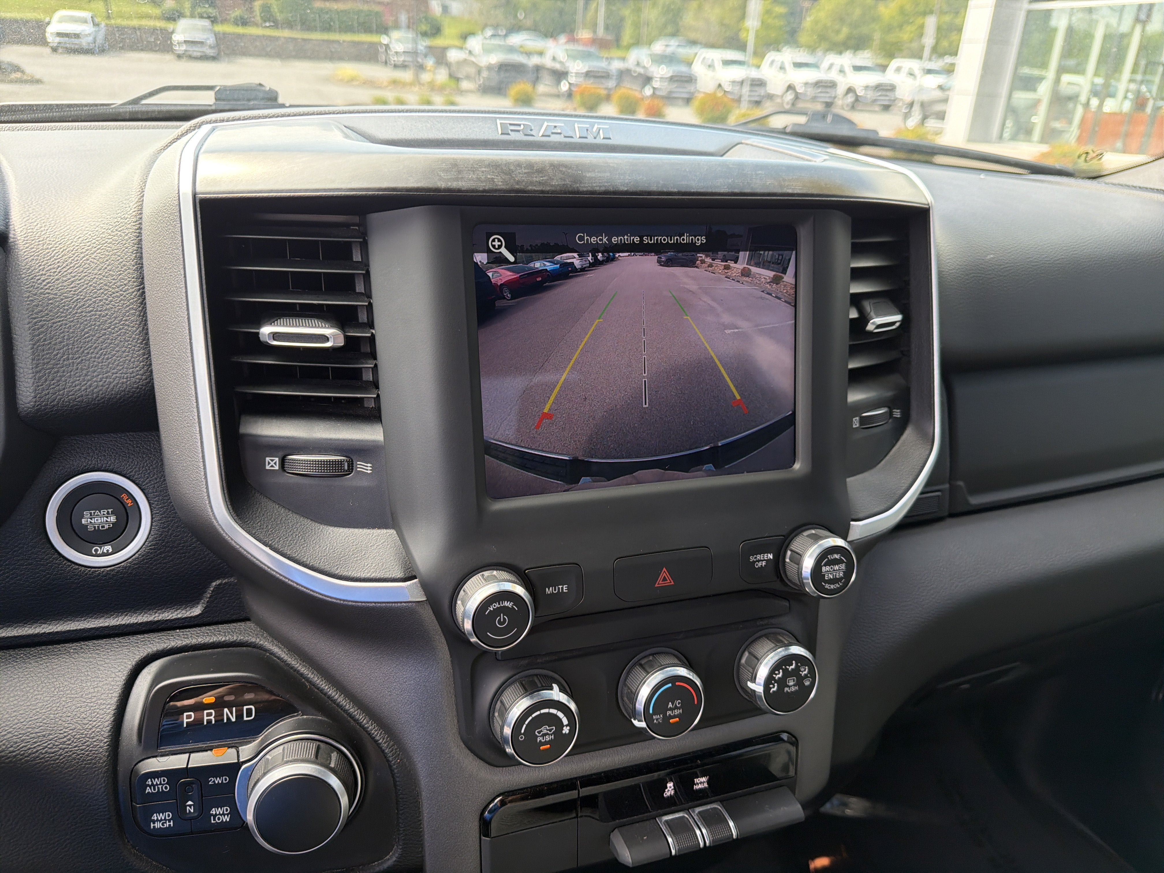 Used 2021 RAM 1500 Big Horn AWD/4WD image 33