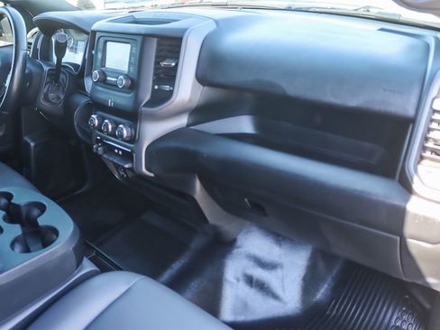 Used 2022 RAM 2500 Tradesman w/ Chrome Appearance Group image 37