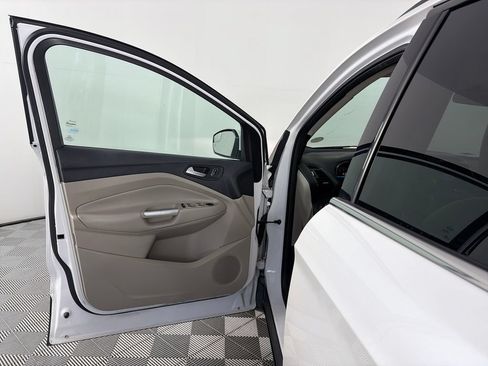 Used 2018 Ford Escape SEL AWD/4WD image 10