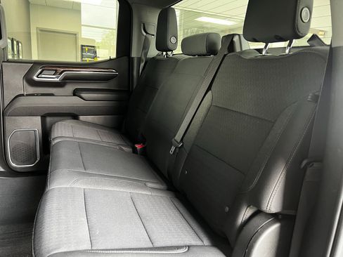 Used 2023 GMC Sierra 1500 SLE AWD/4WD image 21