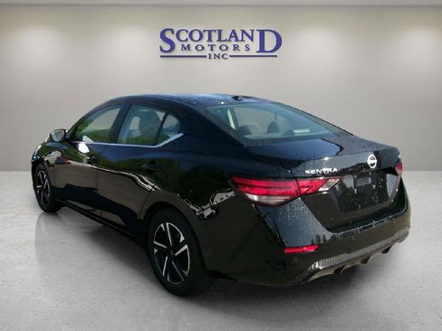 Used 2024 Nissan Sentra SV image 8