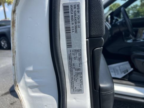 Used 2021 Jeep Grand Cherokee Laredo X RWD image 36