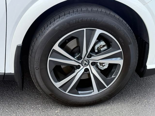 Used 2025 Lexus RX 350 FWD w/ Technology Package image 28