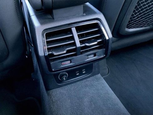 Used 2023 Audi Q3 2.0T Premium w/ Convenience Package image 31