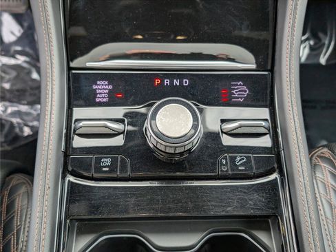 Used 2023 Jeep Grand Cherokee Summit image 27