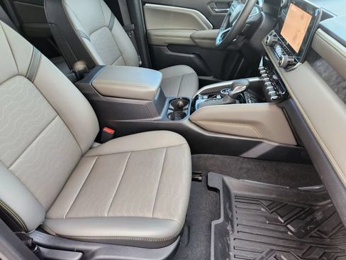 Used 2026 Chevrolet Colorado ZR2 AWD/4WD image 21
