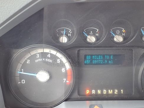 Used 2011 Ford F250 XL w/ Snow Plow Prep Pkg image 15