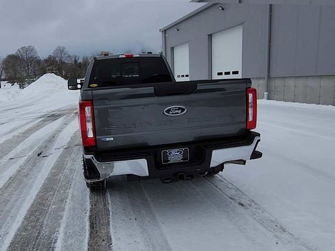Used 2025 Ford F350 XLT w/ Snow Plow Prep Package image 7