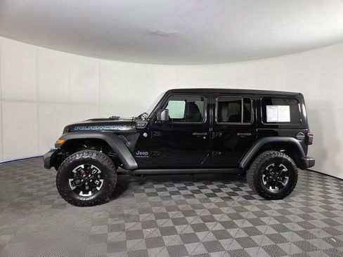Certified 2025 Jeep Wrangler Unlimited Rubicon 4xe w/ Convenience Group image 8