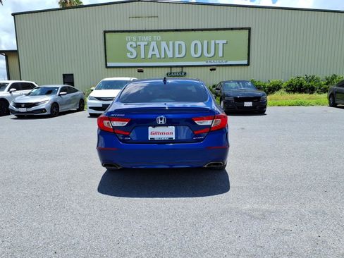 Used 2018 Honda Accord Sport image 7