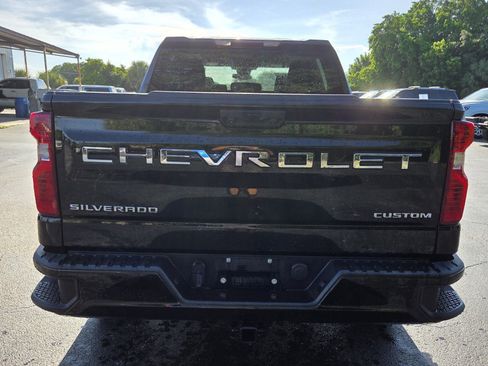 Certified 2023 Chevrolet Silverado 1500 Custom RWD image 4