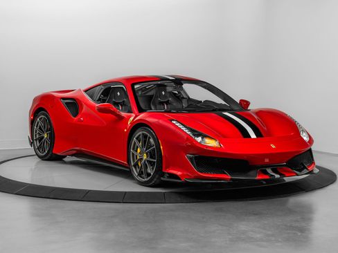 Certified 2020 Ferrari 488 Pista Coupe RWD image 1