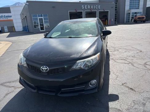 Used 2014 Toyota Camry SE image 21