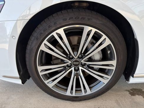 Used 2023 Audi A8 L 3.0T AWD/4WD image 10