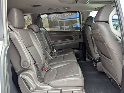 Used 2019 Honda Odyssey EX-L image 16