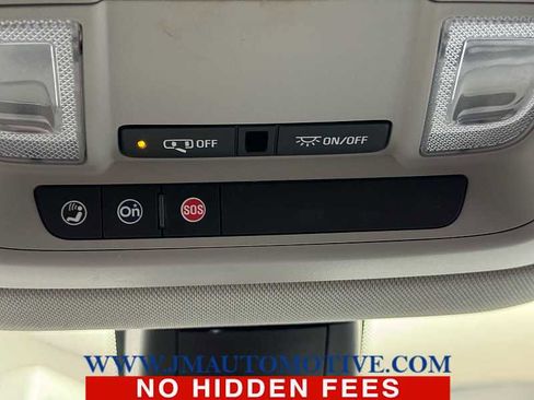 Used 2018 Buick Enclave Premium image 39